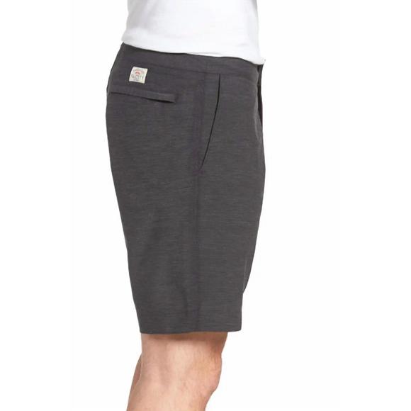 NEW FAHERTY men's belt loop all day short in charcoal - Picture 2 of 3